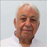 منوچهر مشتاقی