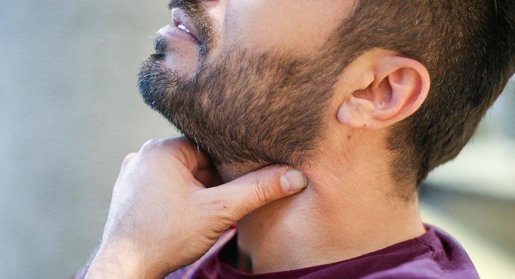 کم کاری تیروئید را چگونه درمان کنیم ؟ کم کاری تیروئید را چگونه درمان کنیم ؟