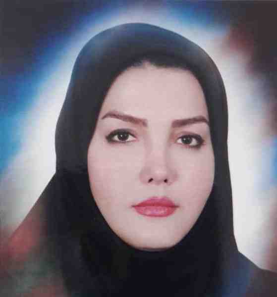 سمیه اکبرزاده