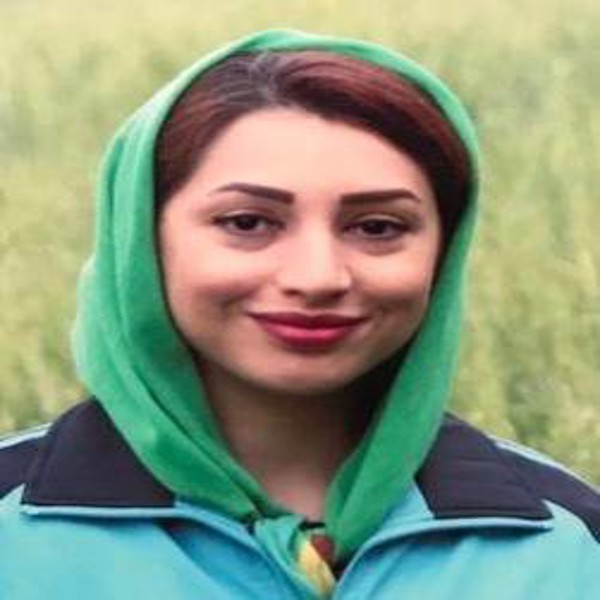 دکتر نرگس نجاتی فرد