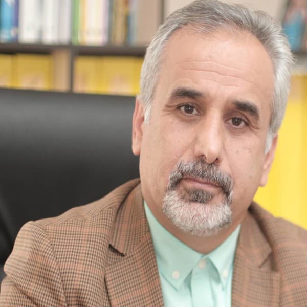 دکتر فرامرز ذاکری