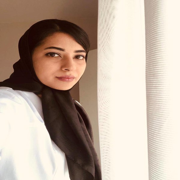 دکتر نازنین عرب زاده