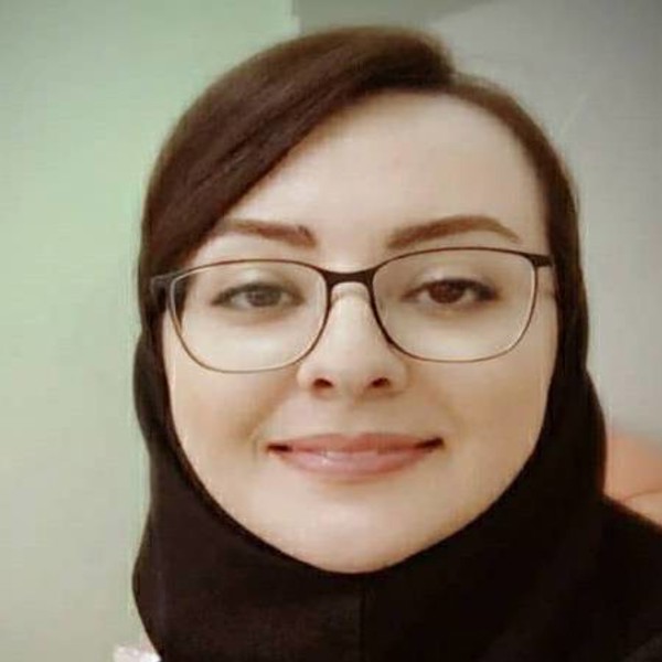 دکتر فینا صنعتی آگاه